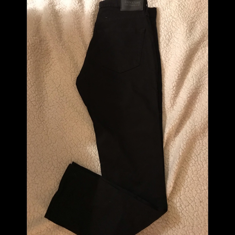 Men’s Signature Levi’s